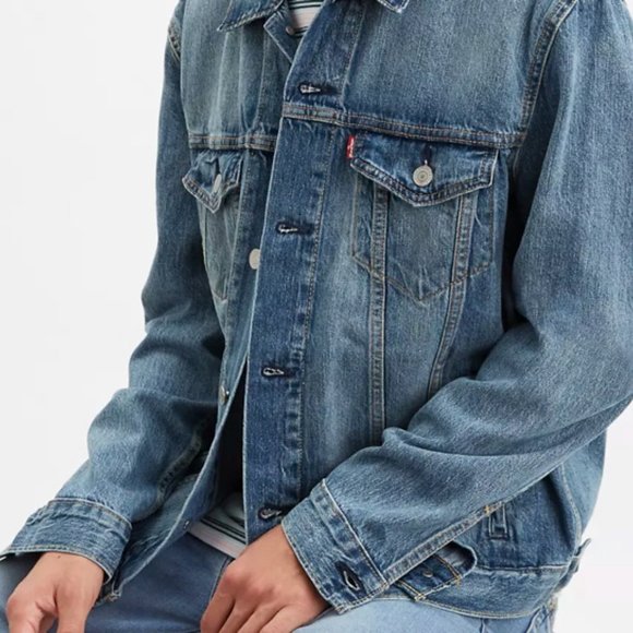 Levi's classic trucker denim jacket men